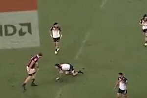 Una brutal jugada generó repudios en el mundo del rugby (Fuente: Captura de pantalla)