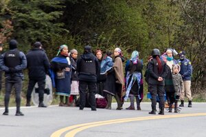 Llevan 7 meses de encierro las mujeres mapuche detenidas en Villa Mascardi  (Fuente: Télam)
