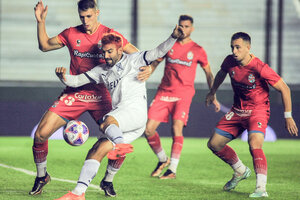 Independiente dio un paso atrás frente a Arsenal (Fuente: Fotobaires)