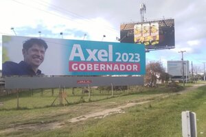 Asoma la campaña Axel Gobernador 2023