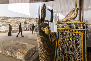 Hallan dos talleres de embalsamiento y dos tumbas en la necrópolis de Saqqara (Fuente: AFP)