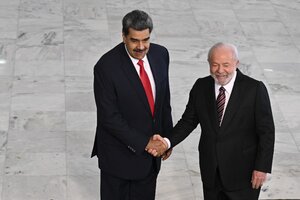 El presidente de Brasil, Lula da Silva, junto al mandatario de Venezuela, Nicolás Maduro, en Brasilia. (Fuente: AFP)