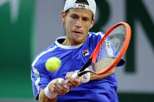 Roland Garros: "Peque" Schwartzman fue eliminado por Tsitsipas  (Fuente: EFE)