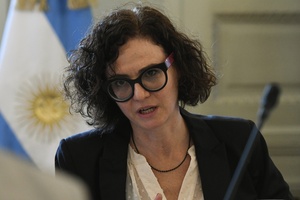 Reclamo por trabas al comercio (Fuente: Télam)