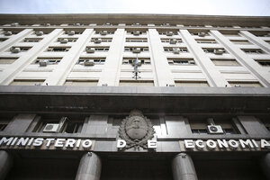 El Banco Mundial prevé recesión para Argentina