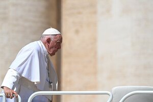 El Papa Francisco reaccionó bien a una operación de hernia abdominal (Fuente: AFP)