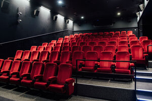 Una cadena de cines ofrece "funciones distendidas" para personas con TEA
