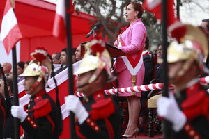 Dina Boluarte zafó del juicio político en Perú (Fuente: EFE)