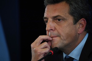 Massa, Milei y las PASO: Varios quilombos más (Fuente: AFP)