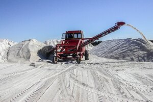 Marcó del Pont: "Extractivismo o industrialización" (Fuente: AFP)