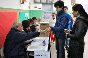 Qué pasa si no voté en las elecciones de Chubut 2023 (Fuente: NA)