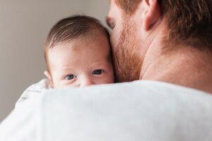 El 20% de los trabajadores bonaerenses no conoce la licencia por paternidad
