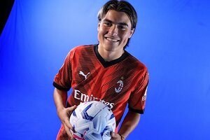 Luka Romero fue presentado como jugador del Milan