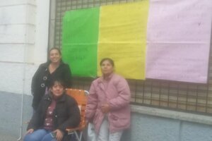 Iniciaron huelga de hambre en las oficinas de Aguas del Norte