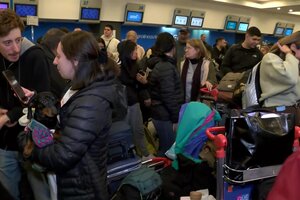 Caos en Aeroparque: vuelos que se cancelan y cientos de pasajeros demorados