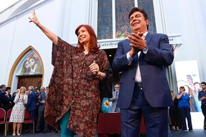Cristina Kirchner recibió a Fernando Espinoza en el Senado