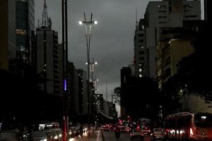 Un apagón dejó a oscuras a ciudades de todo Brasil