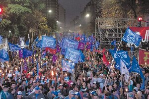 Unión por la Patria: Asambleas y recorridas para disputarles el voto a Javier Milei y Patricia Bullrich