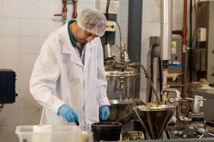 Científicos crean yogures, untables y postres con desechos industriales (Fuente: UNL)
