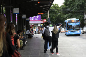 Reajustan las tarifas del transporte público