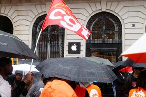 Empleados de Apple hacen paro en protesta por los bajos salarios  (Fuente: AFP)