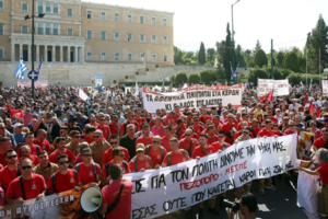 Grecia: aprueban reforma que lleva la semana laboral a seis días y hasta 13 horas diarias