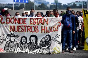 A nueve años de Ayotzinapa, secuestran a otro grupo de jóvenes (Fuente: AFP)