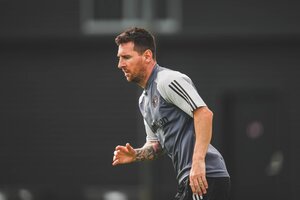 Lionel Messi, en duda por una molestia muscular. (Fuente: NA)