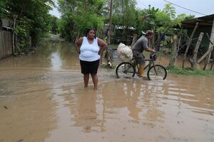 Miles de evacuados y al menos 11 muertos por las fuertes lluvias en Centroamérica  (Fuente: EFE)