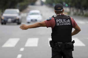 Cinco heridos al chocar un colectivo y un auto en el barrio porteño de Chacarita (Fuente: Télam)
