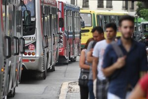 Colectivos: empresarios amenazan con un paro patronal en el AMBA (Fuente: NA)