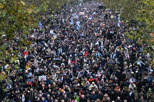 Miles de personas se manifestaron contra el antisemitismo en Londres (Fuente: AFP)