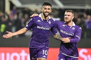 Conference League: Martínez Quarta y Nico González marcaron en Fiorentina (Fuente: EFE)