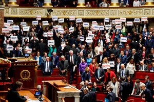 El Parlamento francés aprobó una cuestionada ley de inmigración (Fuente: AFP)