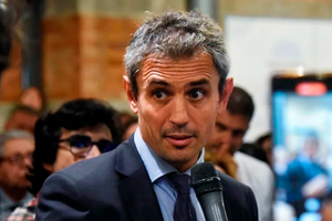 Martín Menem es cuestionado por dilatar la conformación de la Comisión  Bicameral 