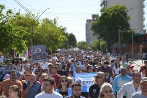 Más de 30 mil riojanos repudiaron en las calles el ajuste del Gobierno Nacional