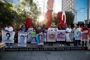 Protestas en Ciudad de México por la liberación de militares implicados en el caso Ayotzinapa (Fuente: AFP)