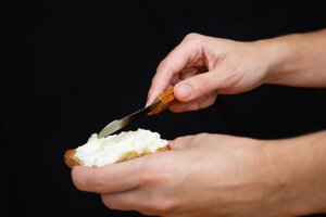 La ANMAT prohibió la venta de una marca de queso cremoso: ¿cuál es?