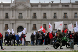 Chile: paro general contra el "obstruccionismo" de la derecha a las reformas sociales (Fuente: La Tercera)