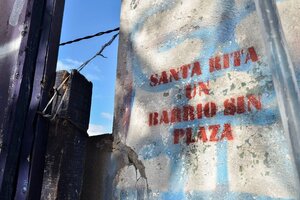 Villa Santa Rita espera una plaza desde hace cuatro décadas (Fuente: Télam)