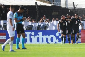 Copa de la Liga: Riestra sorprendió a Independiente y lo dejó sin nada (Fuente: Fotobaires)