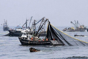 La Armada interceptó un pesquero chino
