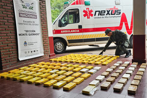 Encuentran 134 kilos de cocaína en una ambulancia
