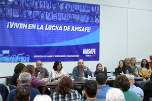 La docencia oficial votó dividida: 16.510 por aceptar y 14.497 por rechazar.  (Fuente: Prensa Amsafe)