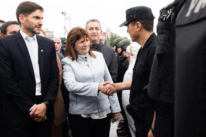 Colgaron una bandera con una amenaza a Patricia Bullrich en Rosario