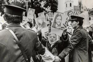 "Nunca claudicaron": Madres de Plaza de Mayo, 47 años (Fuente: Archivo Página12)