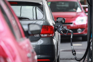 Cayó en abril la venta de combustibles (Fuente: Jorge Larrosa)