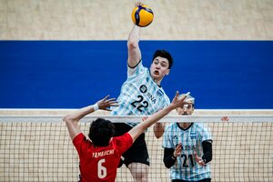 La Selección Argentina de Voleibol masculina enfrenta a Brasil