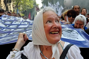 Nora Cortiñas en 10 fotos que muestran su lucha por memoria, verdad y justicia (Fuente: NA)