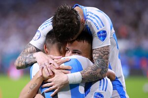 Argentina batió a Perú y sigue victoriosa en la Copa América (Fuente: AFP)